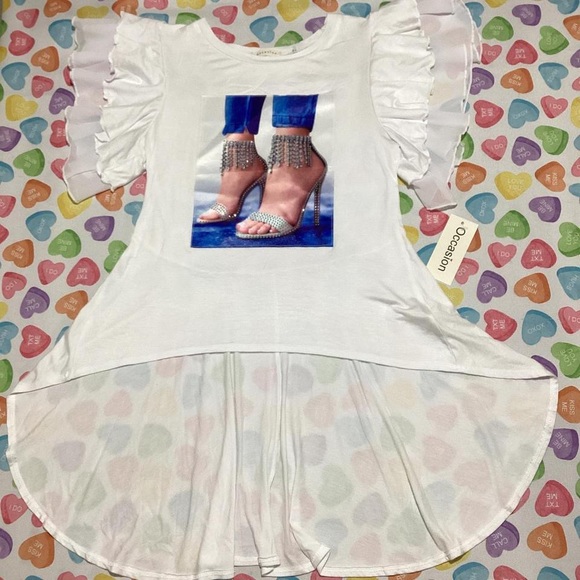 Women’s White T-shirt with Bejeweled High heel 👠 print Ruffled Sleeves Top - Picture 1 of 4
